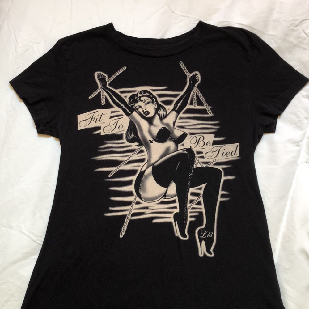 Lucky Brand RARE tshirt fit to be tied med/LG